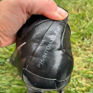 Nike Phantom Luna cleats